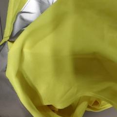 Klær - Fluo hesje, som rapportert av Regio Antwerpen - Brussel ved bruk av iLost