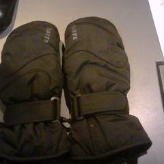 Mittens, gisa salatu by SnowWorld Landgraaf iLost erabiliz