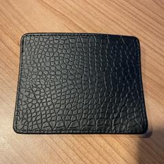 Titolare della carta Hassnaoui, come riportato da Breng Arnhem utilizzando iLost