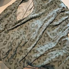 Pijamas Groen, como reportado por Van der Valk Hotel Tiel utilizando o iLost