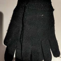 장갑 Zwart, iLost를 사용하여 Bibliotheek Neude (Utrecht)에 보고됨