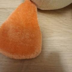 Kuscheltier Geel wit oranje, gemeldet von De Tovertuin über iLost