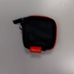 Auricular Zwart, como reportado por Vrije Universiteit Amsterdam utilizando o iLost