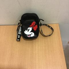 Tasje, zoals gemeld door Qbuzz U-OV met iLost