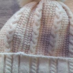 ビーニー がiLostで EBS Tramplein によって報告されました