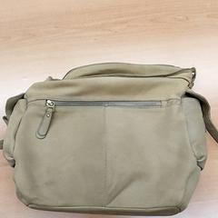 Táska - handtas, amint azt Regio Antwerpen - Brussel az iLost segítségével jelentette.