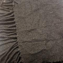 Kendő, amint azt Koninklijk Theater Carré az iLost segítségével jelentette.