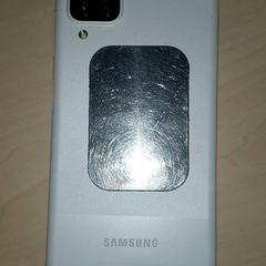 Smarthphone - Samsung Wit, como reportado por Centraal magazijn utilizando o iLost