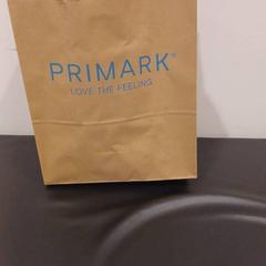 Bolsa papel primark, ha sido reportado por RÍO Shopping - Valladolid con iLost