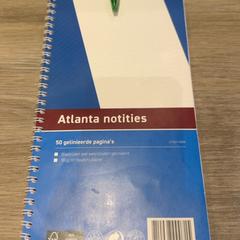 Könyv Notitie blok, amint azt Van der Valk Hotel Vianen az iLost segítségével jelentette.