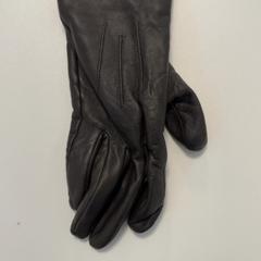 Luva, como reportado por Fenix utilizando o iLost