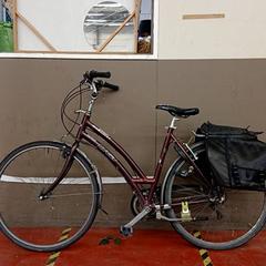 Bicikli Mobilzer MGI Bordeaux/zwart, amint azt Fietsdepot Hasselt az iLost segítségével jelentette.