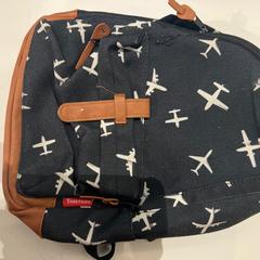 Rugzak, segundo informou Pathé de Kuip usando iLost