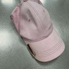 Kšiltovka, jak nahlášeno IKEA Praha – Zličín pomocí iLost