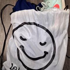 Tasje Sportspullen, gisa salatu by Qbuzz DMG iLost erabiliz