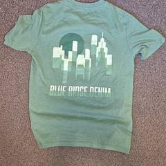Tシャツ Blue ridge demin がiLostで Burgers' Zoo によって報告されました