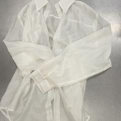 Camisa, segundo informou IKEA Tokyo-Bay usando iLost