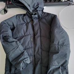 Manteau, a été signalé par Twisto utilisant iLost