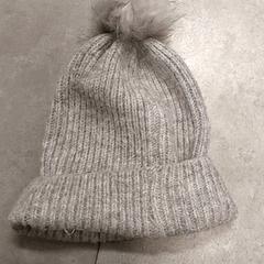 Roba - Muts grijs, segons ha informat Regio Oost-Vlaanderen mitjançant iLost