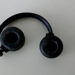 Elektronikk Draadloze koptelefoon, som rapportert av Regio Limburg - Leuven ved bruk av iLost