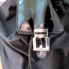 배낭, iLost를 사용하여 Centraal magazijn에 보고됨