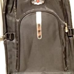 Poltsa, gisa salatu by Mövenpick Hotel Amsterdam City Centre iLost erabiliz