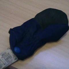 Guanto kinder, come riportato da Het Spoorwegmuseum utilizzando iLost