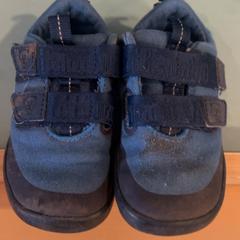 Topánka, ako bolo nahlásené Familie Resort Molenwaard pomocou iLost