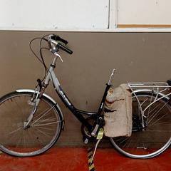 Fiets Run&bike Zilver/blauw, zoals gemeld door Fietsdepot Hasselt met iLost