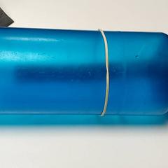 Botella para beber, segundo informou Centraal magazijn usando iLost