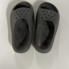 النعال، كما تم الإبلاغ عنه بواسطة Silver Sands Beach عبر iLost