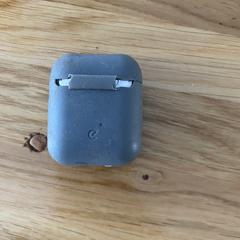 AirPods case, som rapporterats till iLost