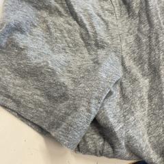 T shirt, segons ha informat GVB mitjançant iLost