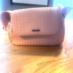 Roze handtas a été signalé sur iLost