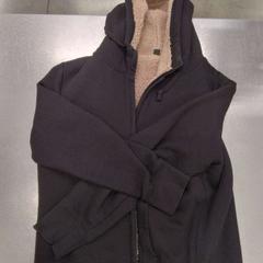 Sudadera con capucha, segundo informou IKEA Tokyo-Bay usando iLost