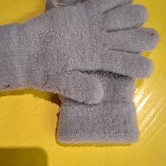 إكسسوارات الملابس، كما تم الإبلاغ عنه بواسطة IKEA Wilrijk عبر iLost