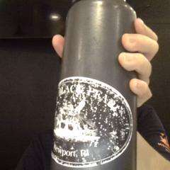 Bottiglia d'acqua Water bottle, come riportato da MEININGER Hotel Vienna Downtown Franz utilizzando iLost