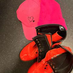 Cap and shoe, as reported by Ramada by Wyndham Amsterdam Airport Schiphol using iLost