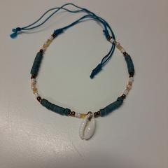 Armbandje blauw - wit, zoals gemeld door Avonturenpark Hellendoorn met iLost