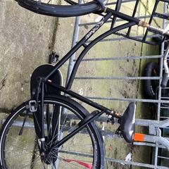 Zwarte opoefiets, a été signalé par Stadswerk072 utilisant iLost