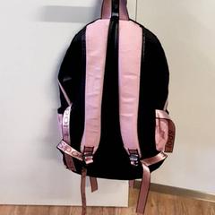 Zaino, come riportato da Qbuzz ZHN utilizzando iLost