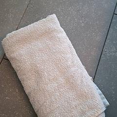Towel, as reported by Ziekenhuis Oost-Limburg using iLost