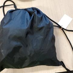 Poltsa Turnkledij, gisa salatu by Regio Limburg - Leuven iLost erabiliz