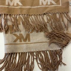 Kendő, amint azt Het Amsterdamse Winterparadijs az iLost segítségével jelentette.