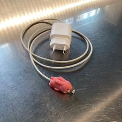 Egokitzailea, gisa salatu by MEININGER Hotel Leipzig Hauptbahnhof iLost erabiliz