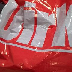 Borsa Dirk, come riportato da Qbuzz Fryslân utilizzando iLost