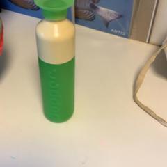 Botella, segundo informou Artis usando iLost