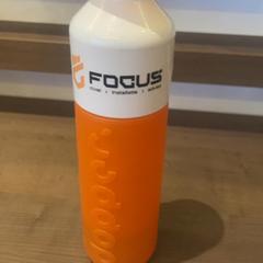 Láhev, jak nahlášeno Pathé Arnhem pomocí iLost