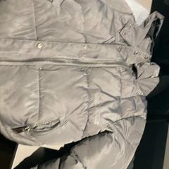 Jacke jas, gemeldet von Pathé Tilburg Stappegoor über iLost