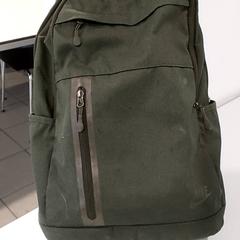 배낭 - Ymeri, iLost를 사용하여 Centraal magazijn에 보고됨